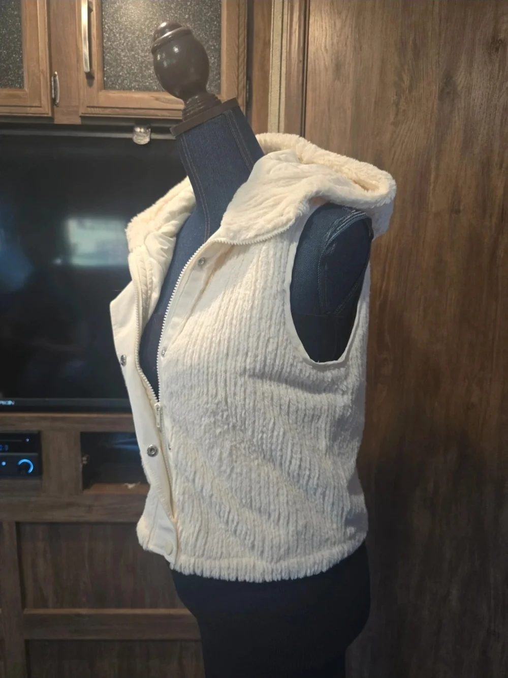 BKE Cream Hooded Quilted Vest